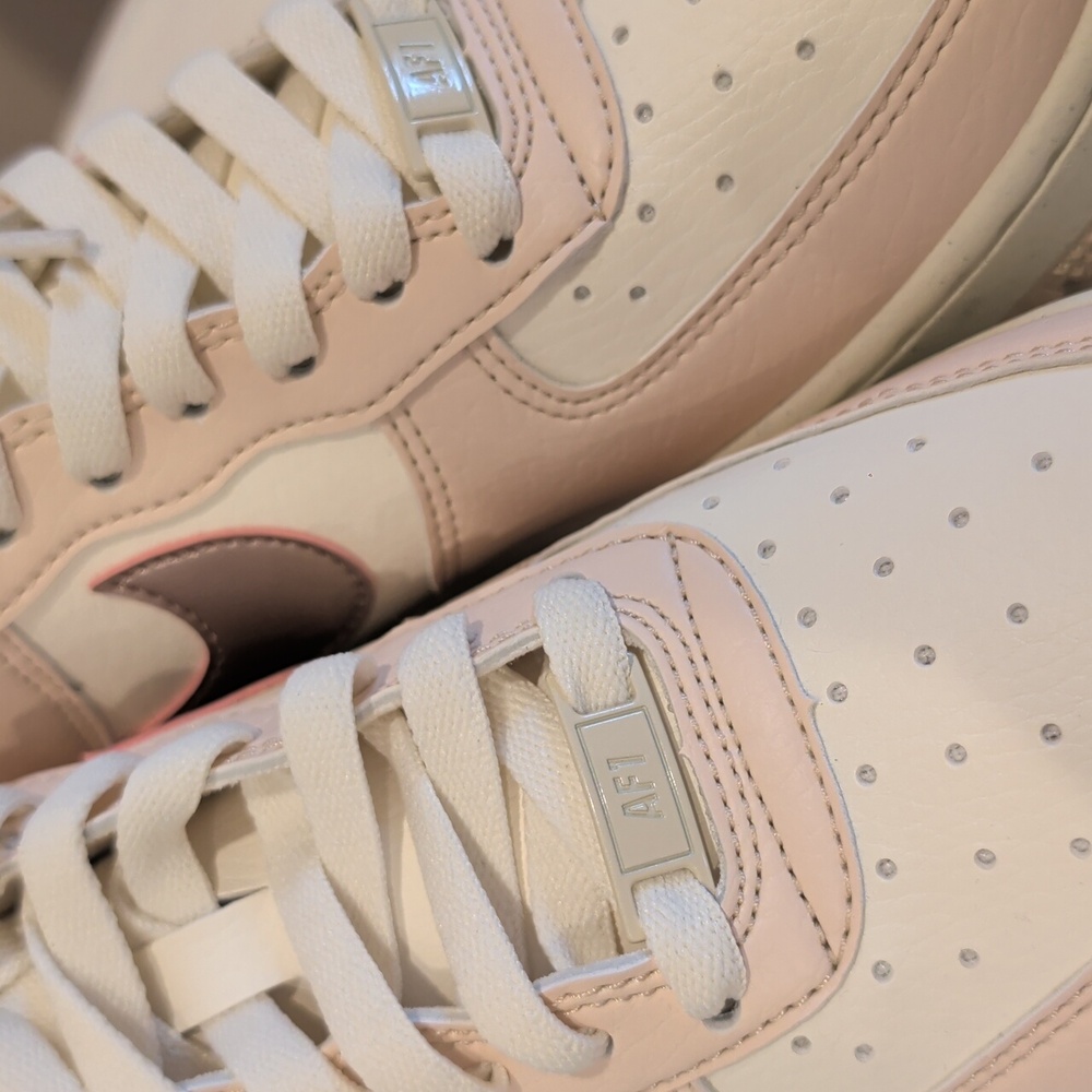 NEW Nike Air Force Ones - Picture 6 of 7